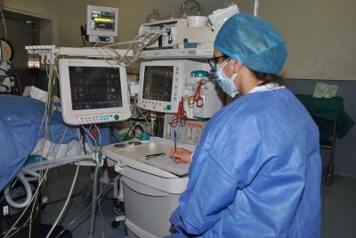 Els hospitals Provincial i General de Castelló inicien una col·laboració quirúrgica en salut bucodental de pacients pediàtrics amb discapacitat